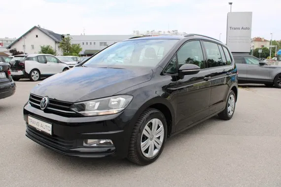 Volkswagen Touran 1.6 TDi *NAVIGACIJA* Image 1