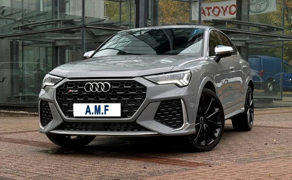 AUDI Q3 RS SPB quattro S tronic Image 1