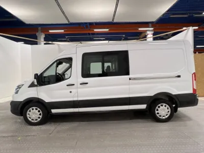 Ford Transit 350 CrewVan L2H2 170hk Värmare Dragkrok Moms